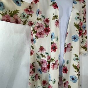 NWT PINK MILLY Women’s Sz M Cream Floral Kimono